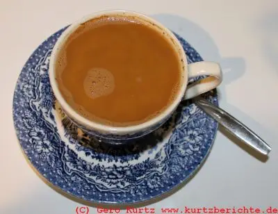 direkt gebrühter Kaffee in einer Tasse