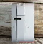 Brother PT-P300BT P-Touch Cube Etikettendrucker - Druckausgabeschlitz und Abschneider