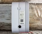 Brother PT-P300BT P-Touch Cube Etikettendrucker - Rückseite mit Ein-/Ausschalter