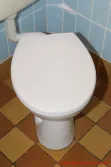 LOBENSWERK Toilettendeckel - fertiger Toilettensitz im geschlossenen Zustand