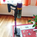 TVTAU Akkustaubsauger T10 - zum frei aufstellen die Bodendüse auf 90 Grad bewegen bis sie einrastet