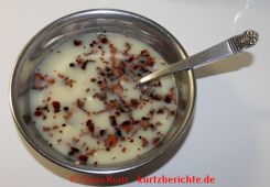 Kastanienmehl in Wasser in einer Schale