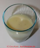 fertige Kastanienwaschflüssigkeit im Glas