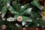 Yorbay Weihnachtsbaum - Zweige mit Kiefernzapfen