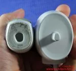 Zahnbürstenunterseite und Halterung mit Ladestation