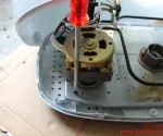 Brotbackautomat Clatronic BBA 2605 Bodenplatte weitere Kreuzschlitzschrauben lösen