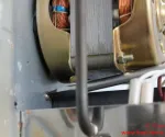 Brotbackautomat Clatronic BBA 2605 Hier sitzt noch eine Kreuzschlitzschraube