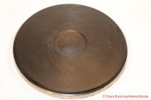 Pflege von alten Gusseisenkochplatten -gereinigte Kochplatte