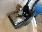 Druckleitung reinigen - gelöste Kreuzschlitzschrauben