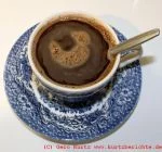 Kaffee per Hand bruehen