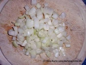 gewürfelte Zwiebel