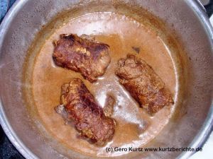 Rouladen im Schnellkochtopf fertiggestellt mit Soße